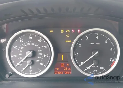 2010 BMW X6 xDrive35I z USA, uszkodzony, nr VIN 5UXFG4C51AL225563